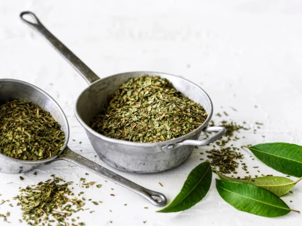 Coarse Cut - Conventional Lemon Myrtle Dried Leaf